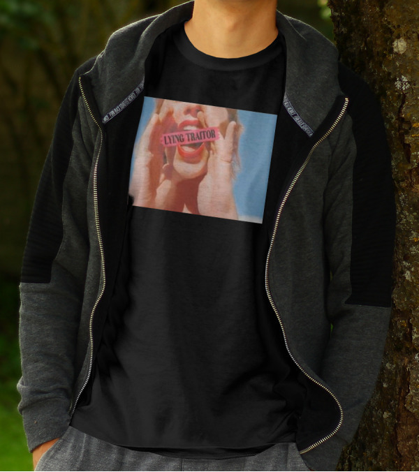 Lying Traitor Shouting Red Lips Hand Gestures T-Shirt