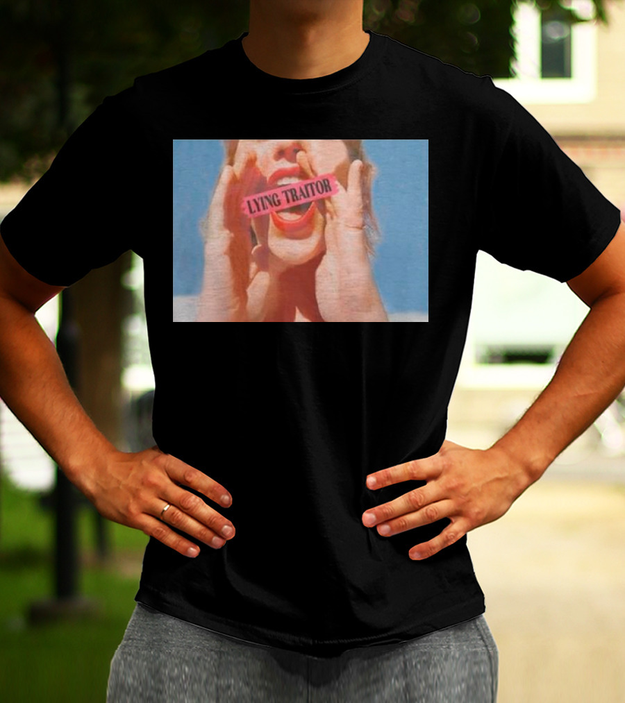 Lying Traitor Shouting Red Lips Hand Gestures T-Shirt