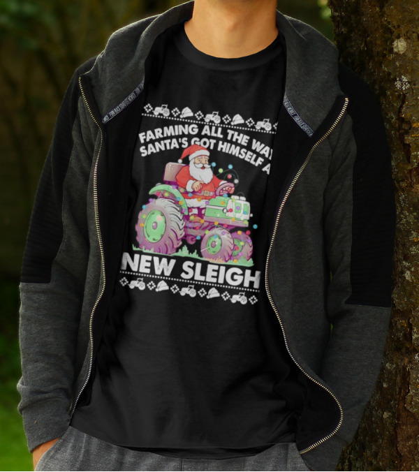 Farming All The Way Santa's Got Himself A New Sleigh Tractor Holiday Lights T-Shirt