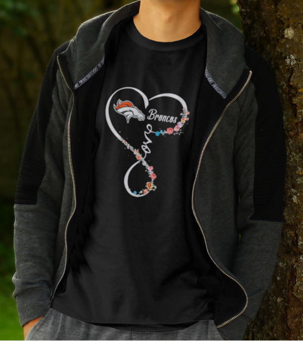 Denver Broncos Floral Heart Love T-Shirt