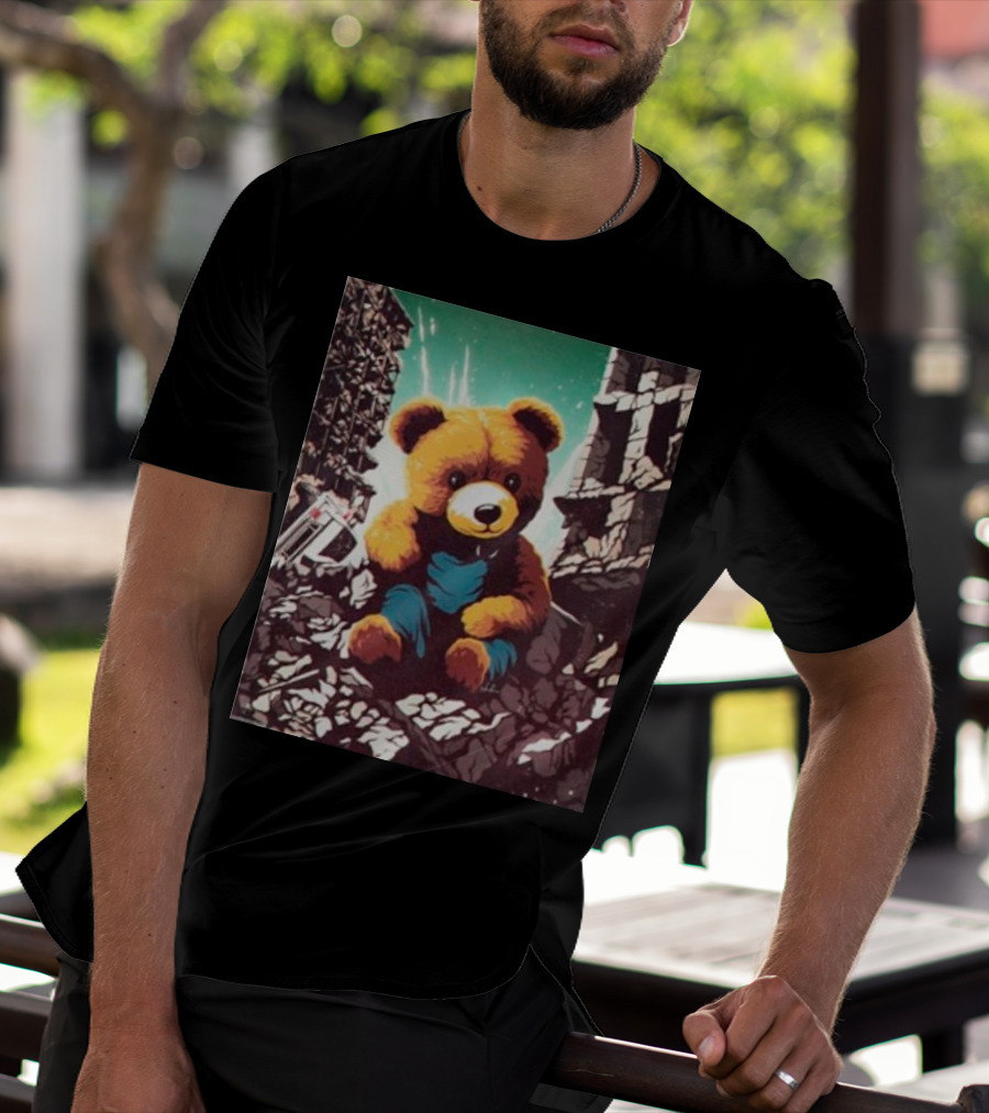 Ceasefire Now Teddy Bear In War-Torn Ruins T-Shirt