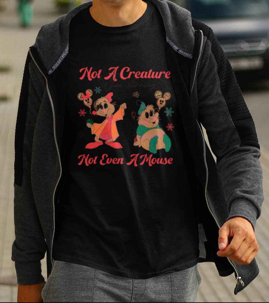 Not A Creature Was Stirring Not Even A Mouse Jaq And Gus Holiday Snowflakes T-Shirt