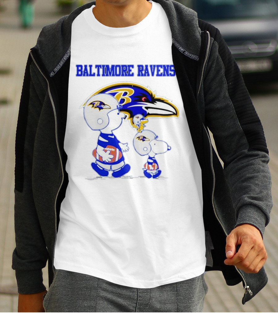 Baltimore Ravens Peanuts Snoopy And Woodstock Football Ravens T-Shirt