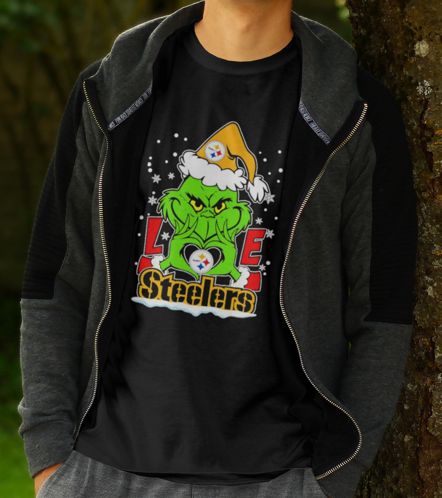 The Grinch Santa Hat Love Pittsburgh Steelers Logo Snowflakes T-Shirt