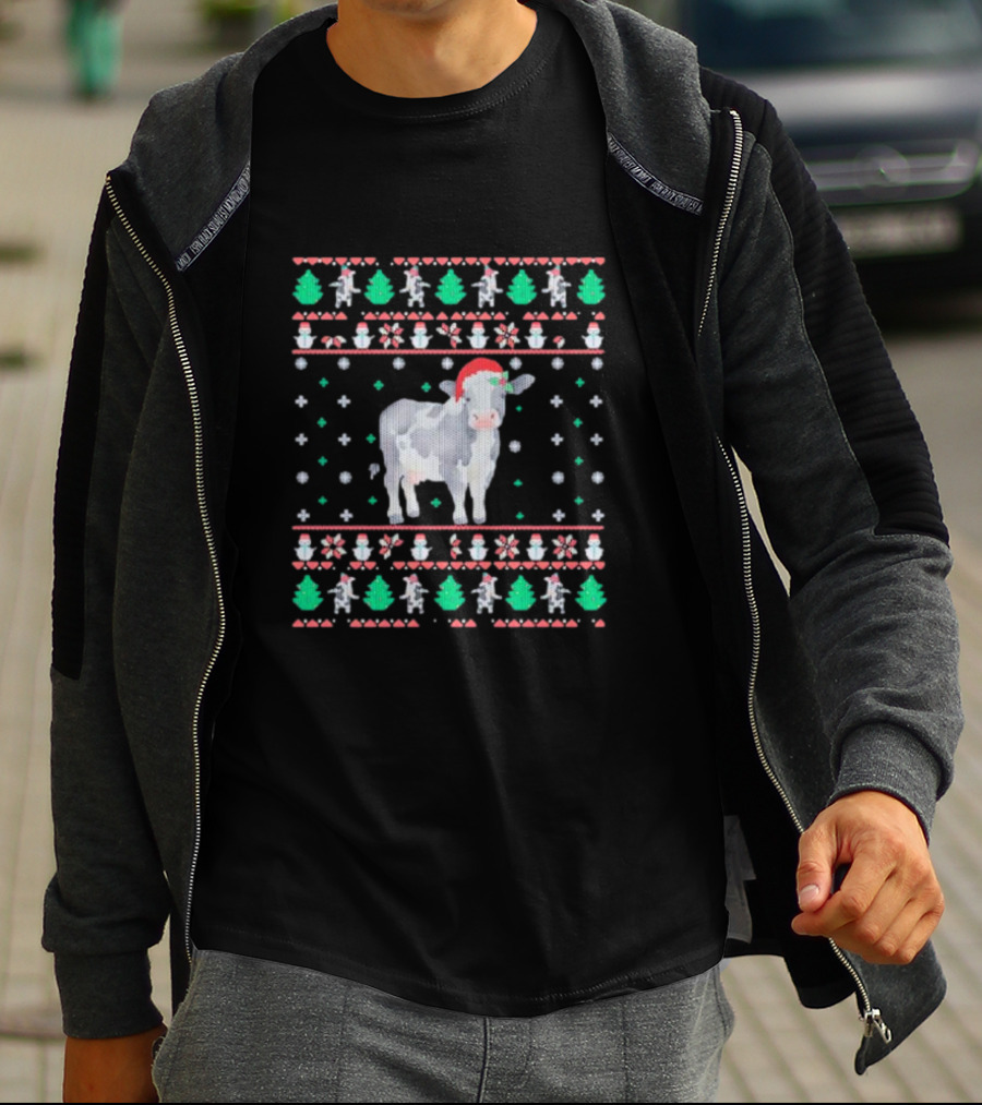 Cow Santa Hat Ugly Christmas T-Shirt