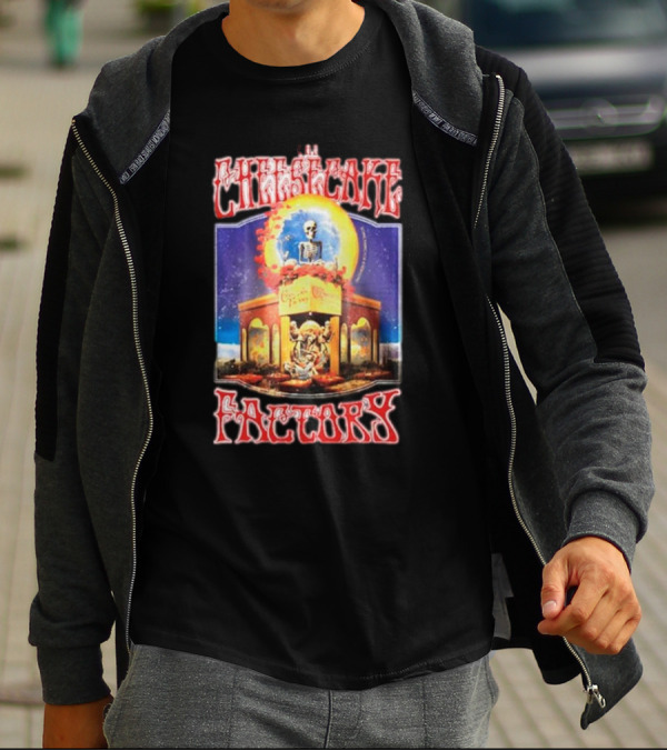 The Cheesecake Factory Grateful Dead Skeleton Cosmic Scene T-Shirt