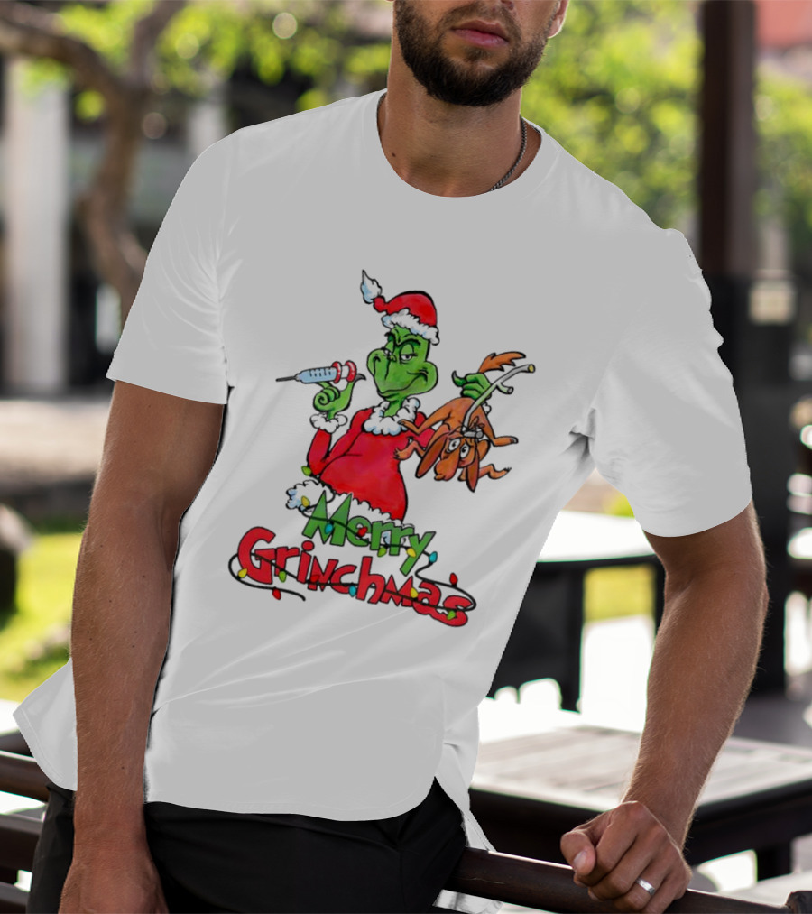 Merry Grinchmas Nurse Christmas Grinch With Syringe And Reindeer Dog T-Shirt