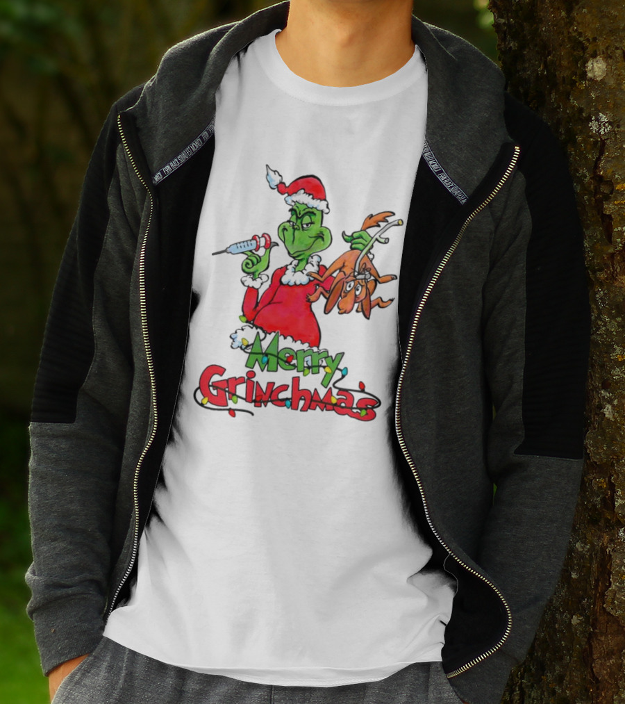 Merry Grinchmas Nurse Christmas Grinch With Syringe And Reindeer Dog T-Shirt