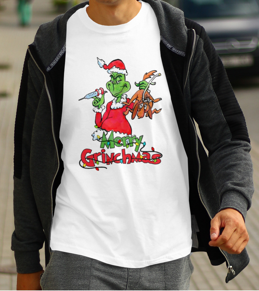 Merry Grinchmas Nurse Christmas Grinch With Syringe And Reindeer Dog T-Shirt