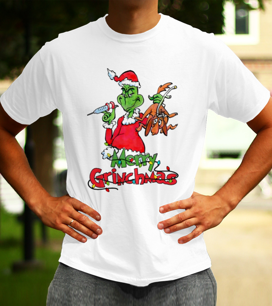 Merry Grinchmas Nurse Christmas Grinch With Syringe And Reindeer Dog T-Shirt