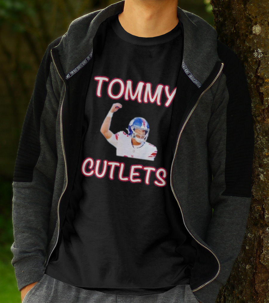 TOMMY CUTLETS Football Player Gesture T-Shirt