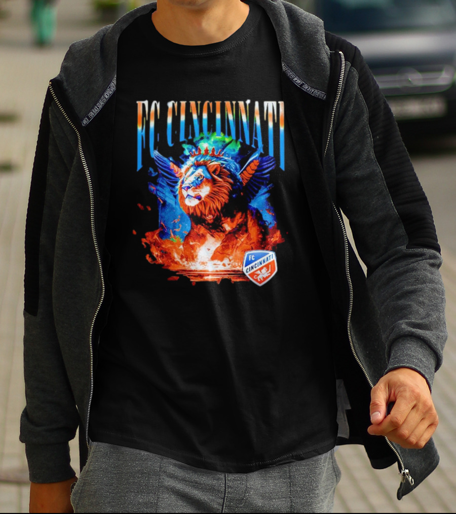 FC Cincinnati Winged Lion Fiery Crest T-Shirt