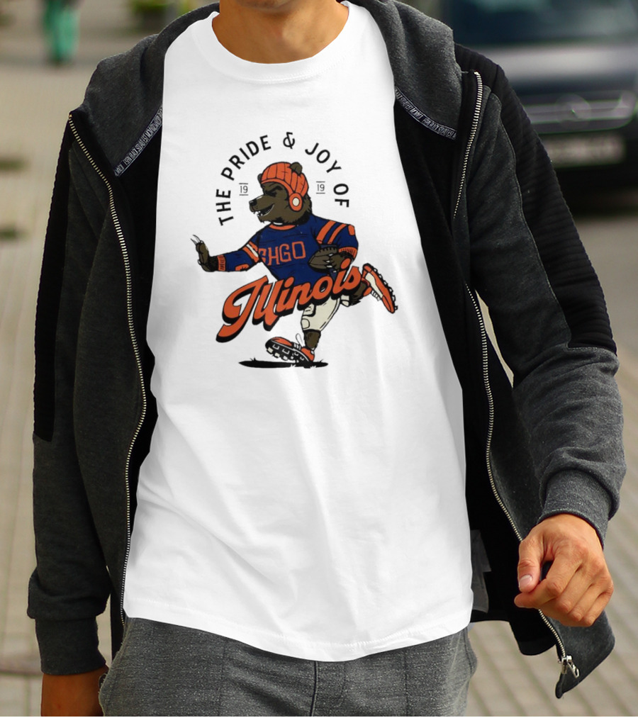 THE PRIDE And JOY OF ILLINOIS BEAR IN CHGO SWEATER WITH FOOTBALL 1919 T-Shirt