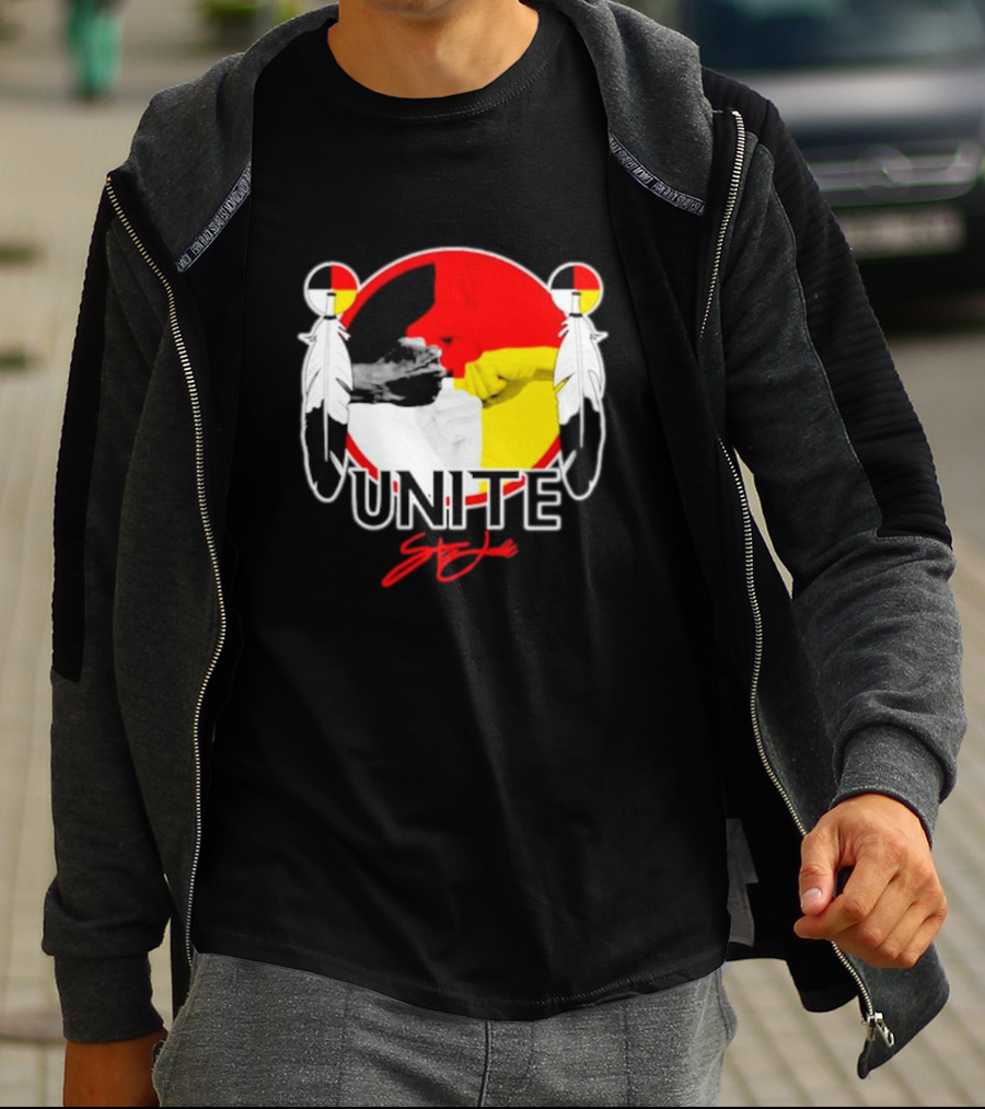 UNITE Style Native American Feathers Colorful Unity T-Shirt