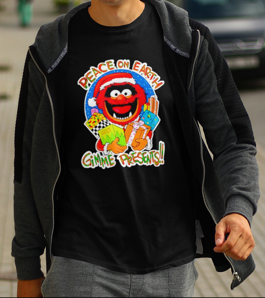 Peace On Earth Gimme Presents Muppets Santa T-Shirt