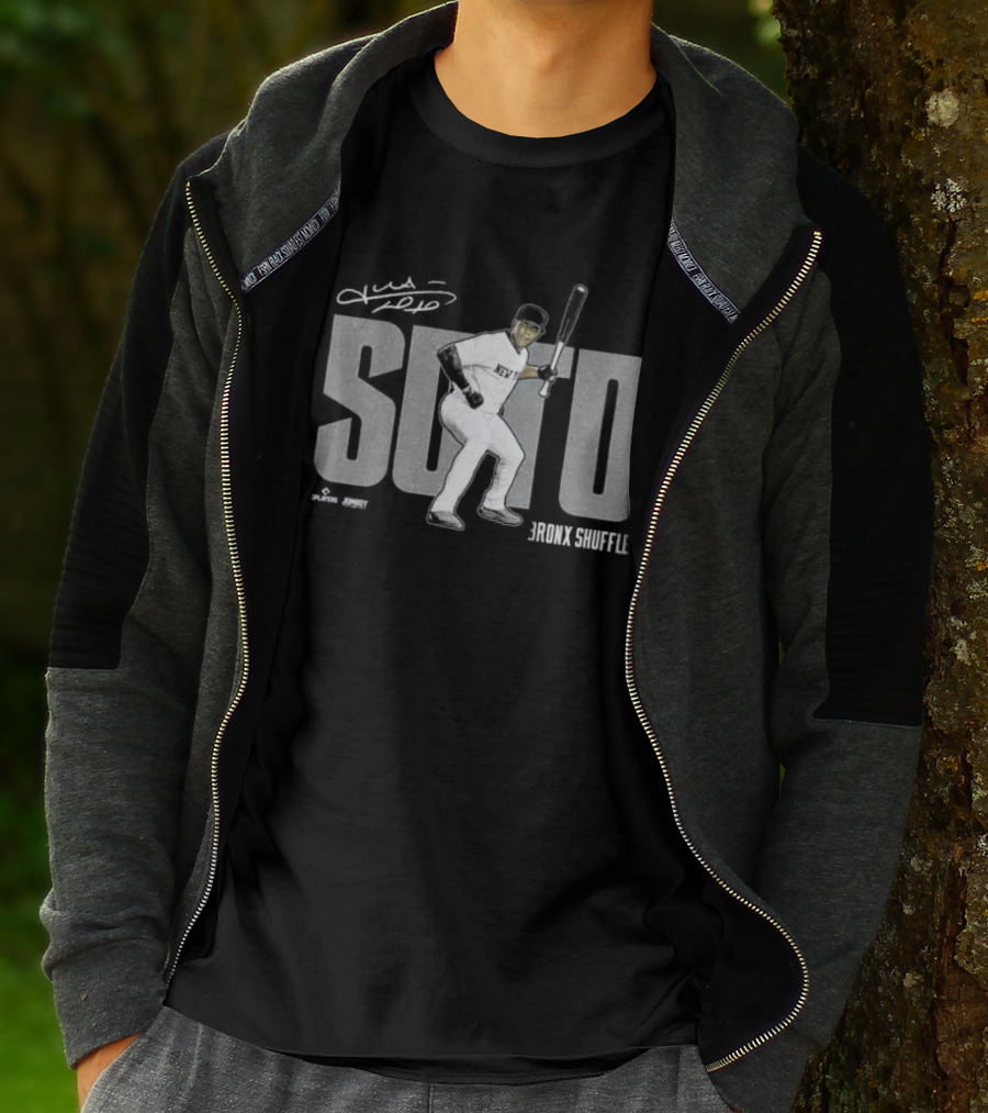 Soto Bronx Shuffle New York Yankees Player Signature T-Shirt