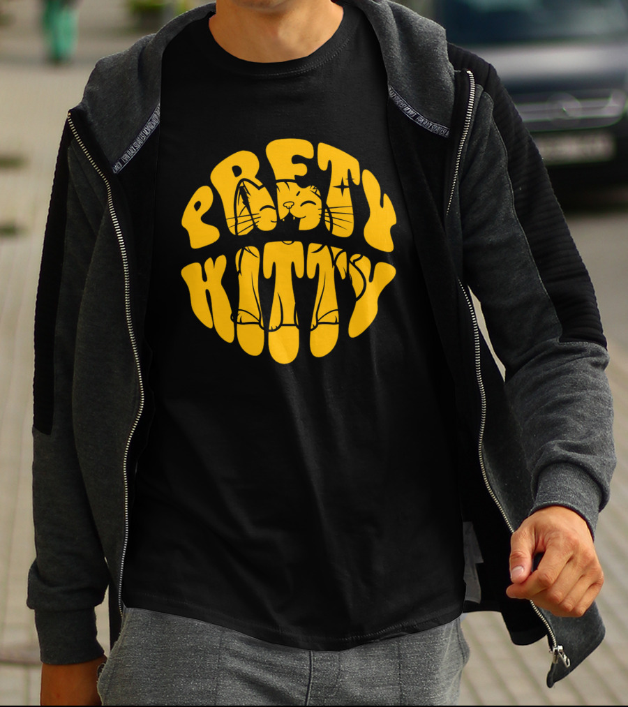 Pretty Kitty Cute Happy Cat Yellow Retro T-Shirt