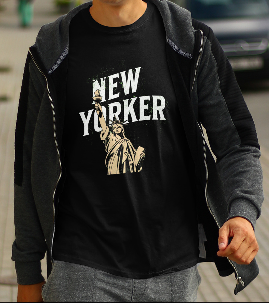 Certified New Yorker Statue Of Liberty T-Shirt