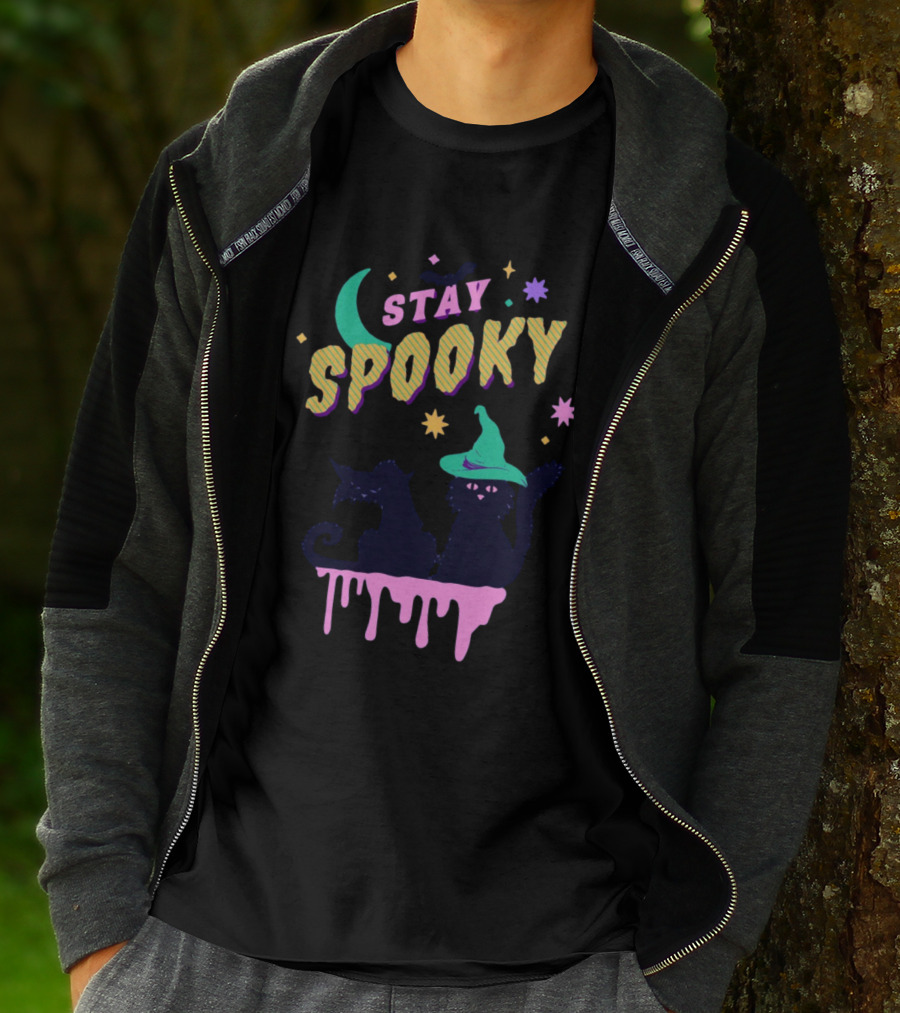 Stay Spooky Halloween Cats Moon Witch Hat Dripping Stars T-Shirt