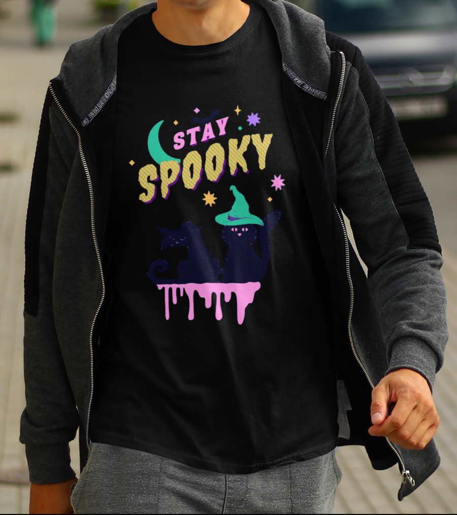 Stay Spooky Halloween Cats Moon Witch Hat Dripping Stars T-Shirt