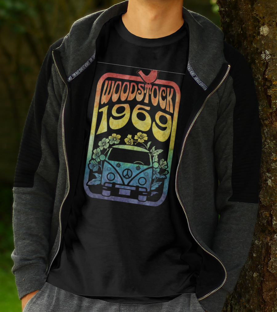 Woodstock 1969 Colorful Campervan Peace Symbol With Flowers T-Shirt