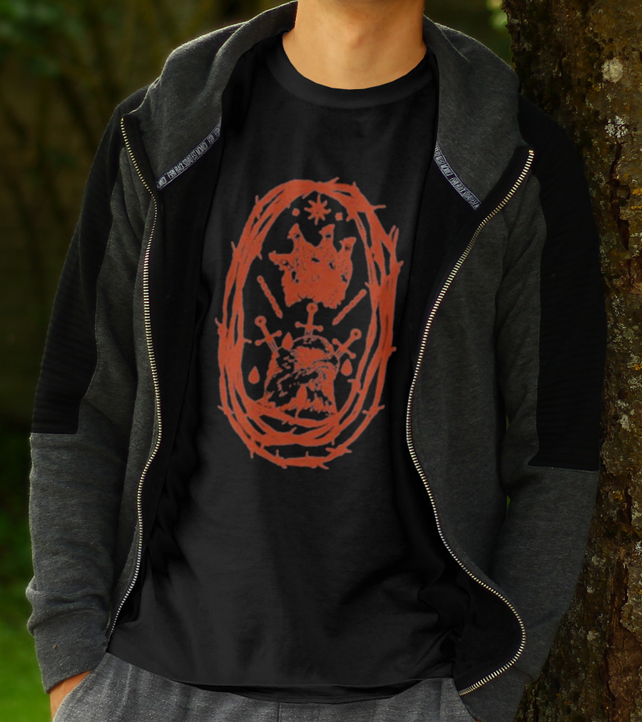 Ideologie Not Your Empire Crown Star Sword Motif T-Shirt