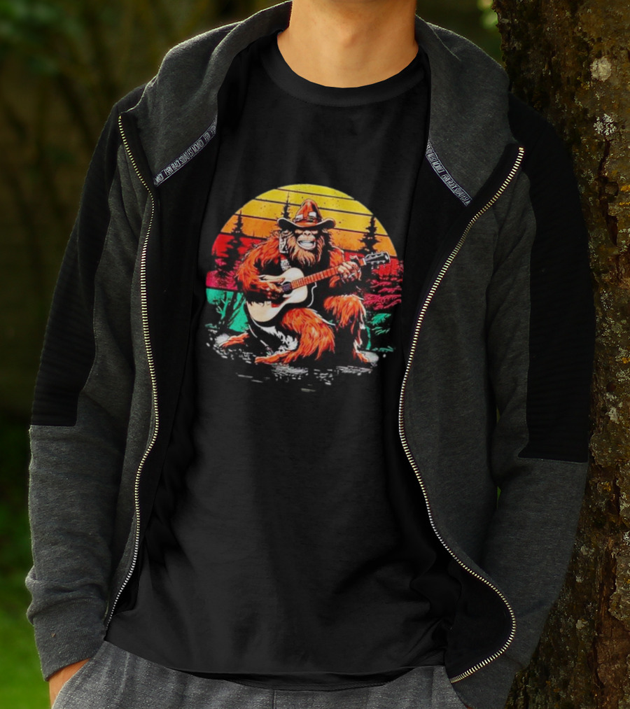 Bigfoot Playing Guitar Retro Sunset Forest Vintage Styles T-Shirt