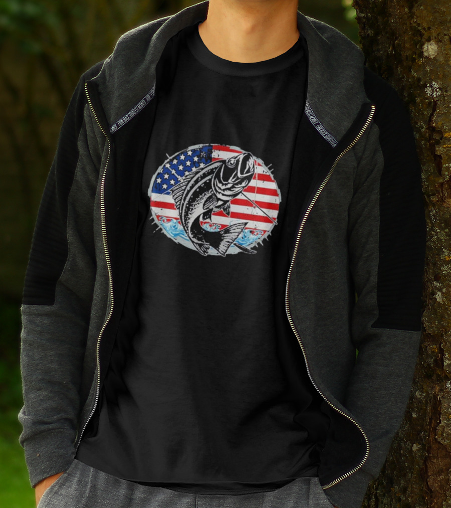 Fishing Lovers American Flag Bass Catch Waves Patriotic T-Shirt