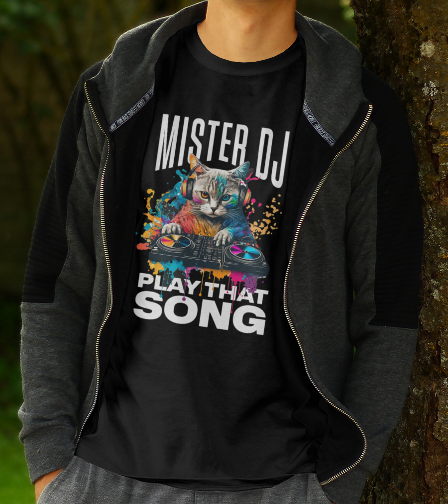 Mister DJ Play That Song Cat With Headphones On Turntable T-Shirt