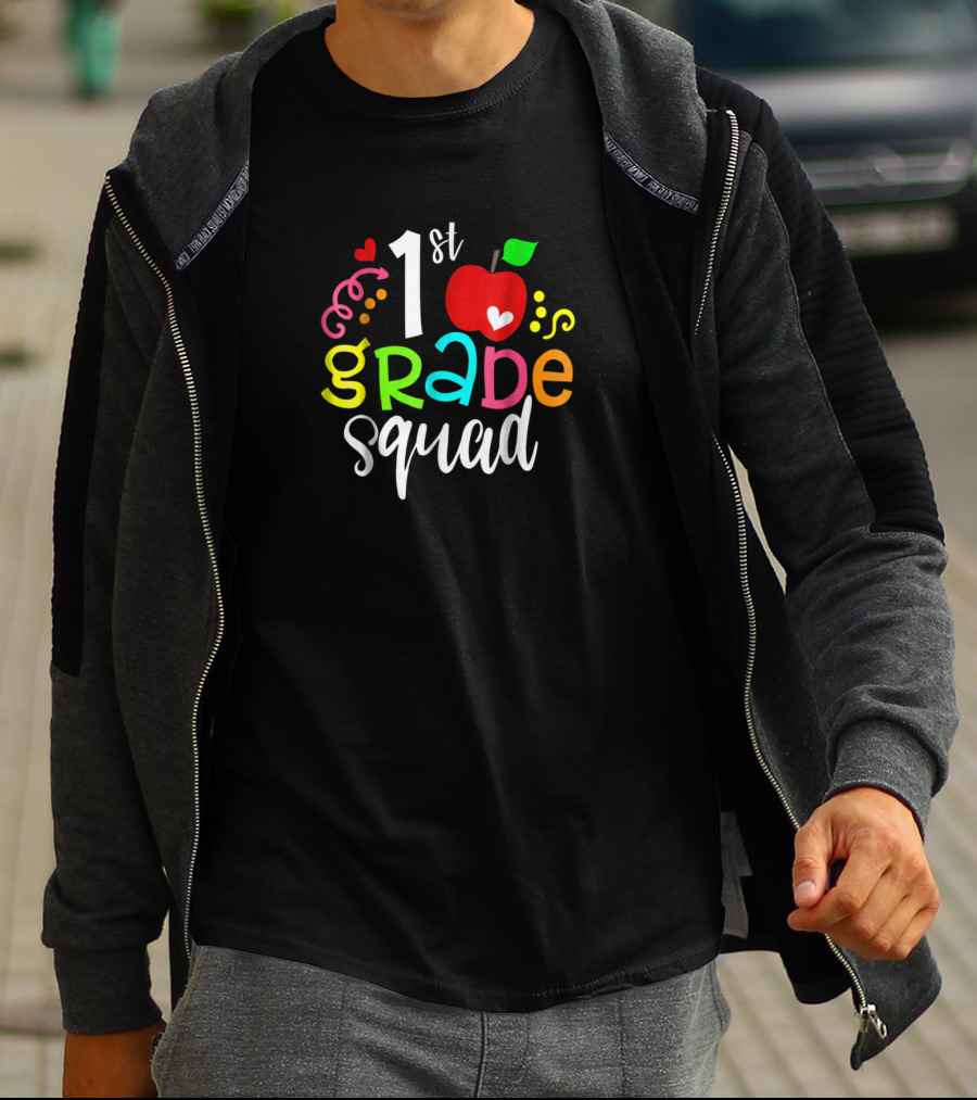 1st Grade Squad First Grade Back To School Teacher Gifts Men T-Shirt