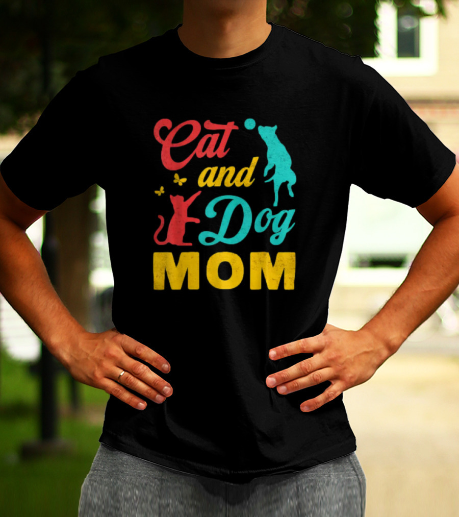 Cat And Dog Mom Vintage Mothers Day Cat Dog Lover Mama T-Shirt