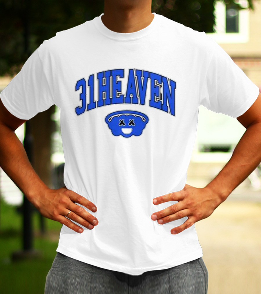Young Mantis 31 Heaven Blue Smiling Cloud T-Shirt