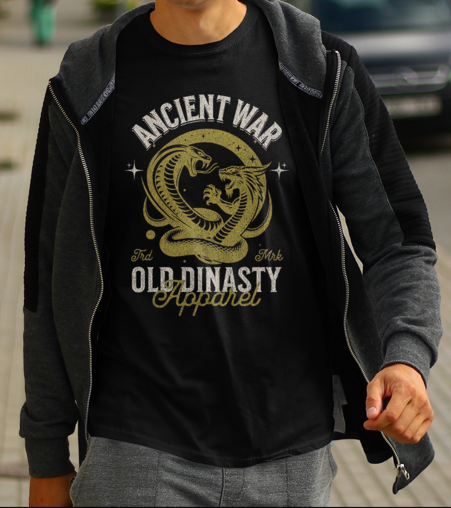 Ancient War Old Dinasty Apparel Dragon And Snake Fighting T-Shirt