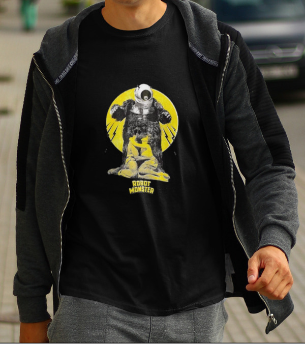 Robot Monster Vintage Retro Sci-Fi Creature Scene T-Shirt