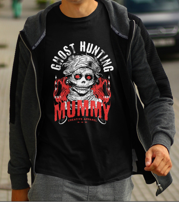 GHOST HUNTING MUMMY EST. 1991 CREATIVE T-Shirt