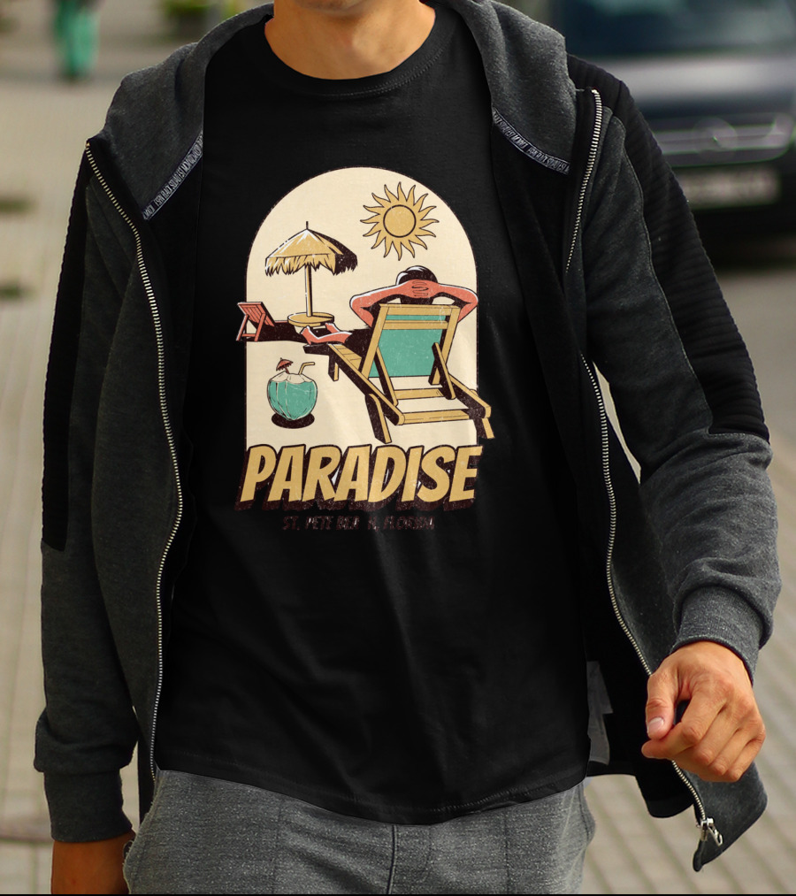 Paradise St. Pete Beach Florida Retro Sun Lounger And Cocktail Scene T-Shirt