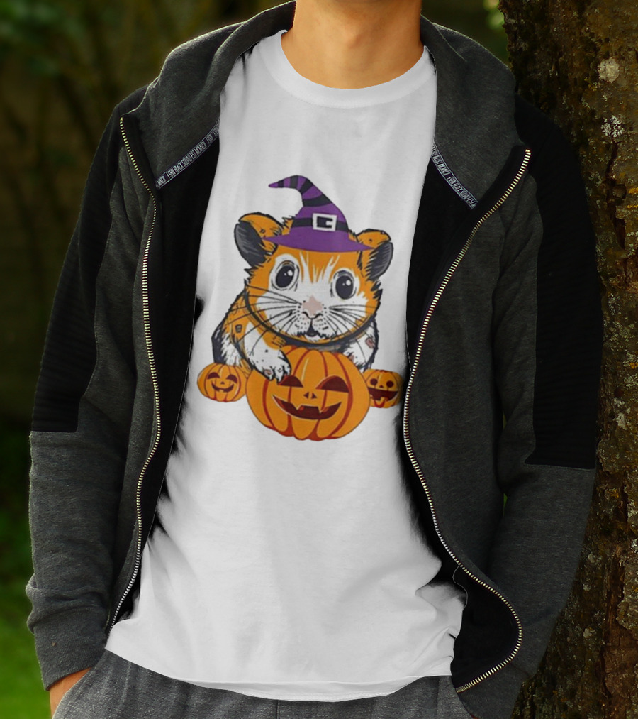 Halloween Guinea Pig With Witch Hat And Pumpkins T-Shirt
