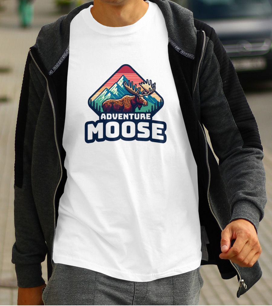 Adventure Moose Mountain Wilderness Retro Trekking T-Shirt