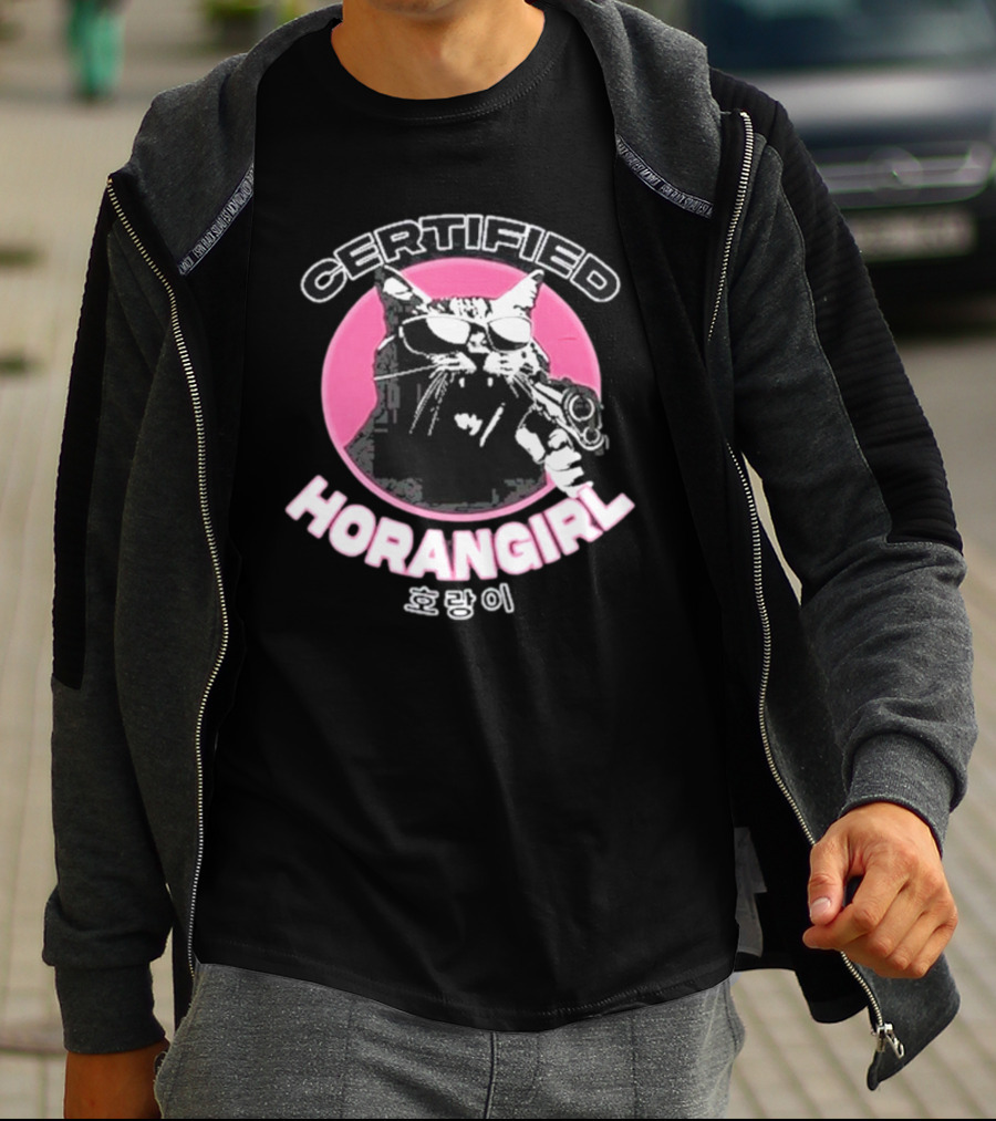 Certified Horangirl 호랑이 Cat With Sunglasses And Toy Gun In Pink Circle T-Shirt