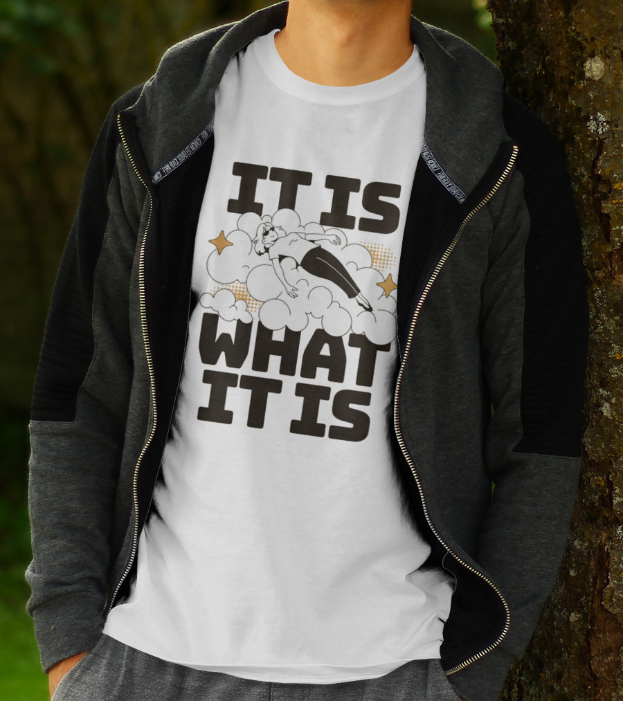 IT IS WHAT IT IS Clouds And Stars Relaxed Figure T-Shirt