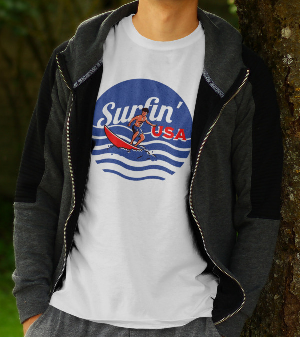 Surfin' USA Surfboard Waves Circle T-Shirt
