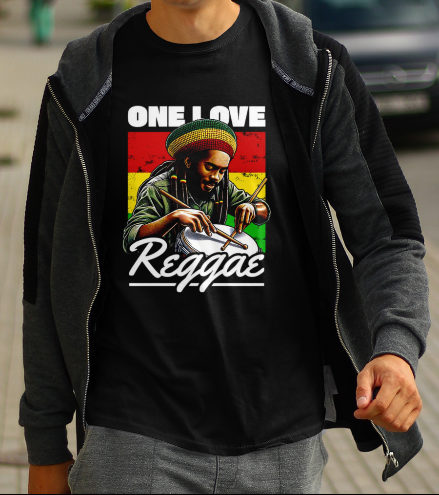 One Love Reggae Drummer With Rasta Colors T-Shirt