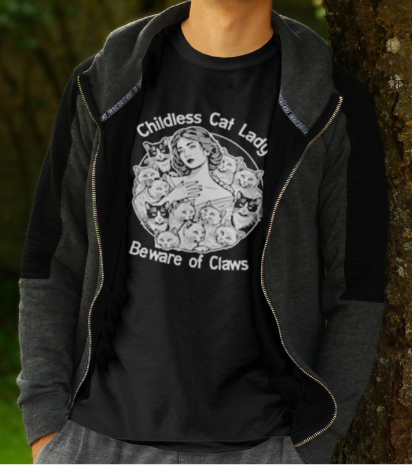 Childless Cat Lady Beware Of Claws Vintage T-Shirt