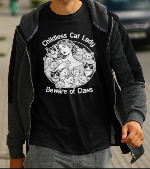 Childless Cat Lady Beware Of Claws Vintage T-Shirt
