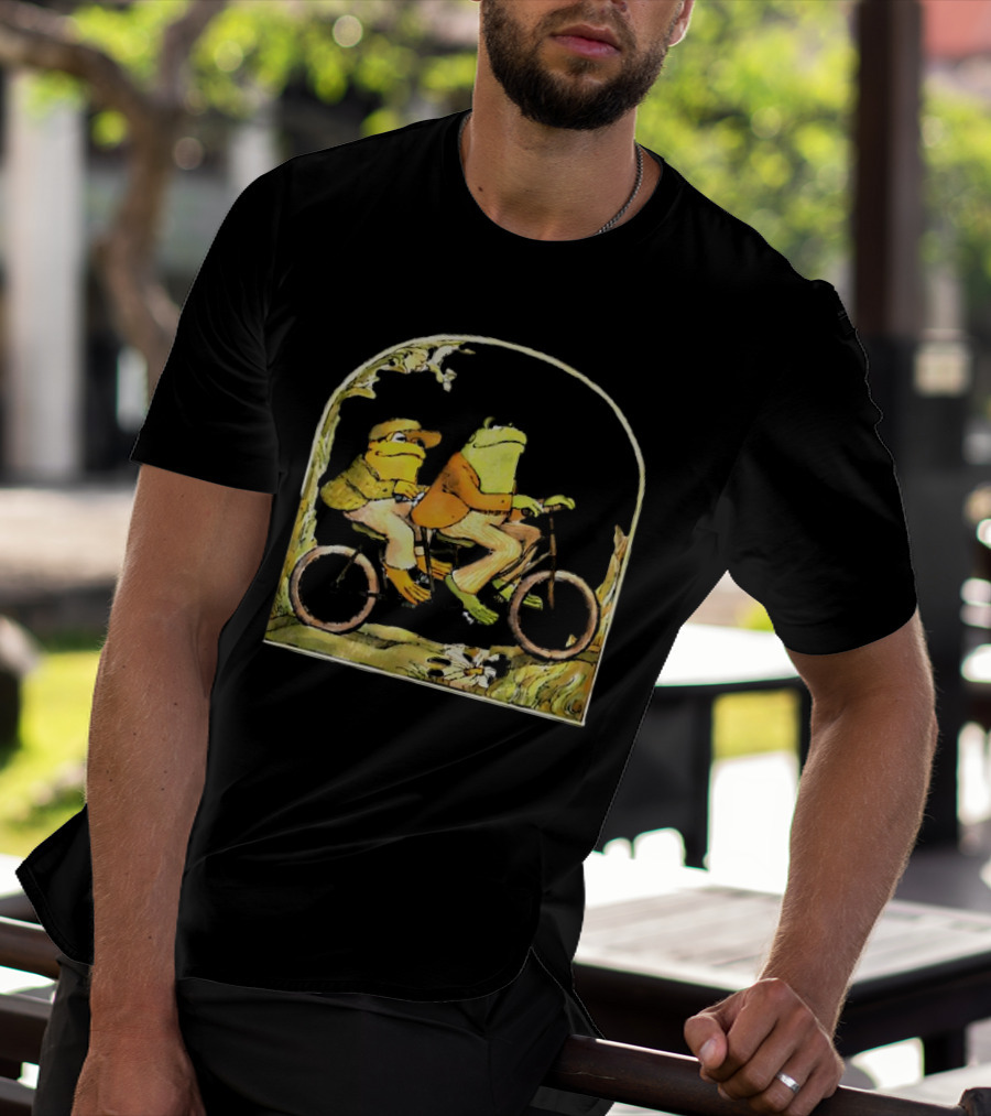 Frog And Toad Riding Tandem Bicycle In Nature Scene T-Shirt