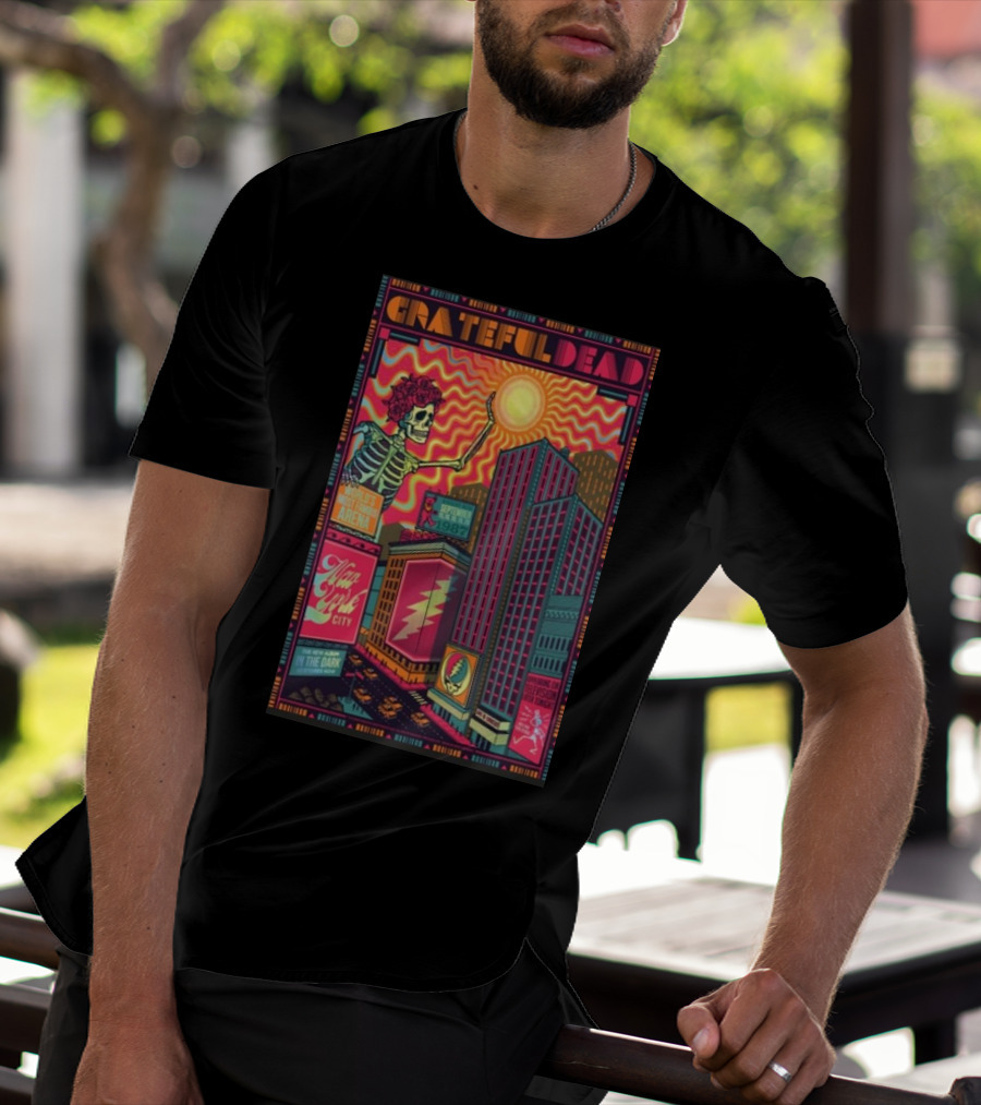 Grateful Dead World’s Most Famous Arena New York City September 15-20 1987 The New Album In The Dark T-Shirt