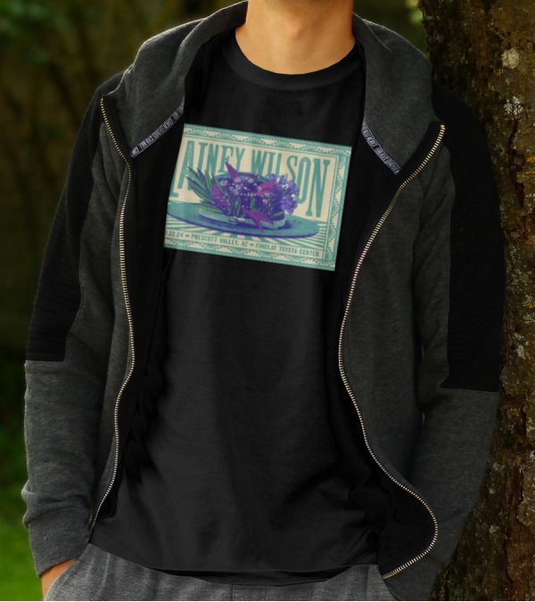 Lainey Wilson Prescott Valley AZ Findlay Toyota Center Aug 22 T-Shirt
