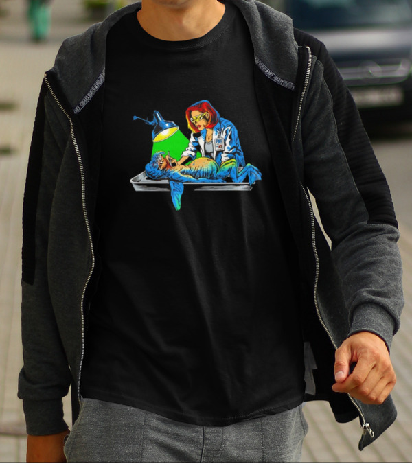 Full Wattopsy Alien Autopsy Investigation T-Shirt