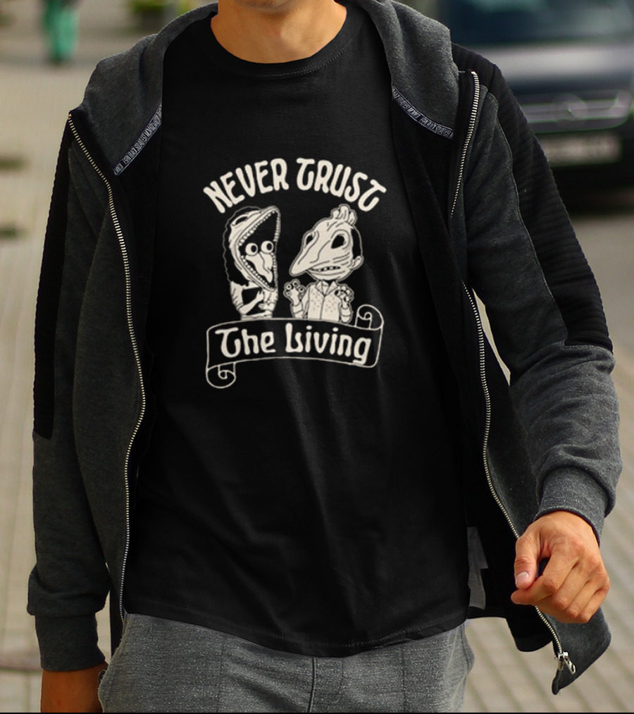 Beetlejuice Never Trust The Living Distorted Faces T-Shirt