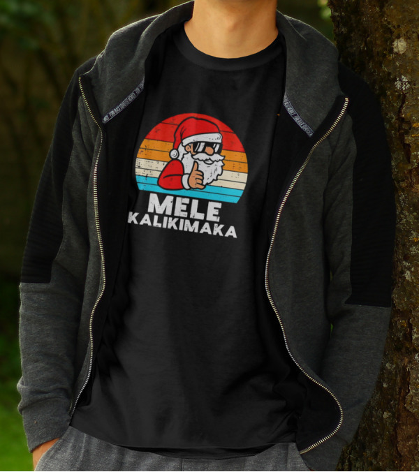 Santa Mele Kalikimaka Christmas Vintage Retro Sunset Thumbs Up T-Shirt